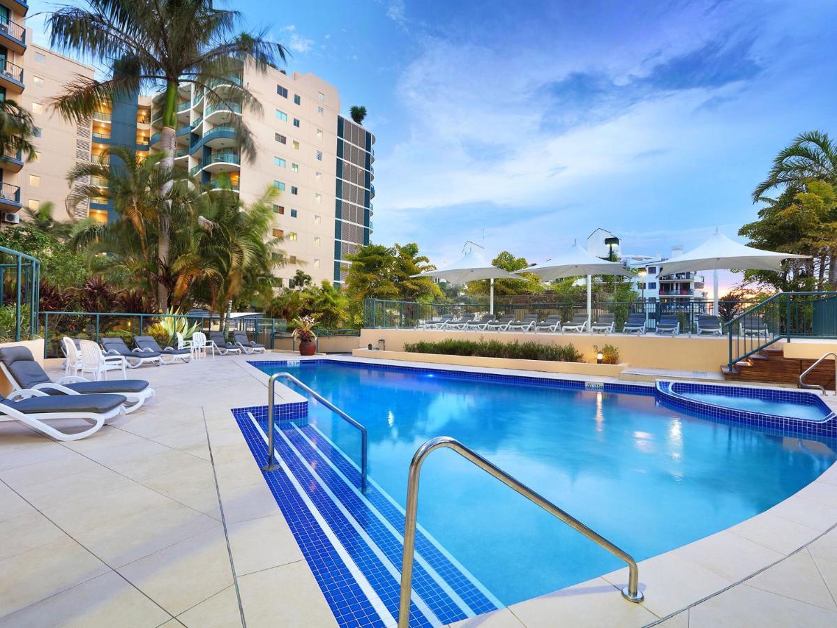 Peninsular Beachfront Resort Mooloolaba Exterior photo